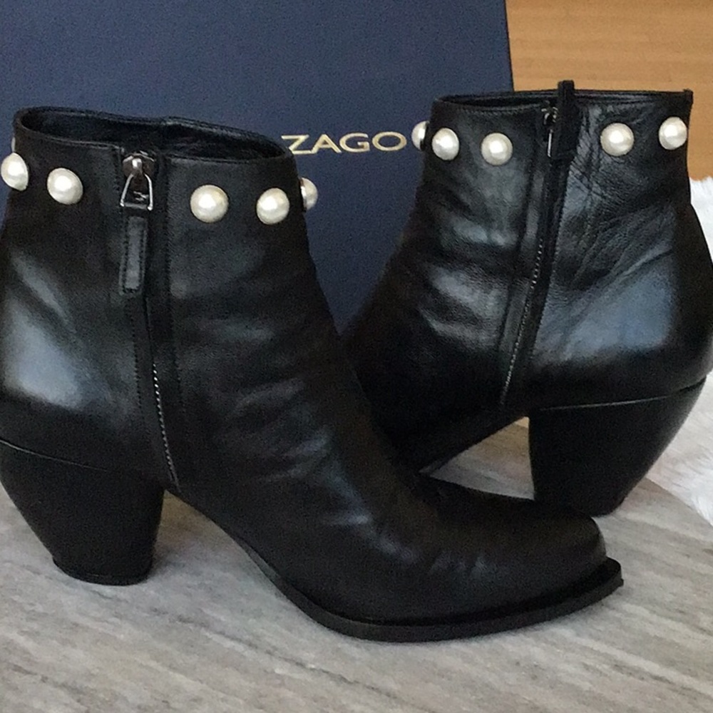 ALBERTO ZAGO Black Leather Booties With Pearl Details On The Ankle Area. - Picture 12 of 14